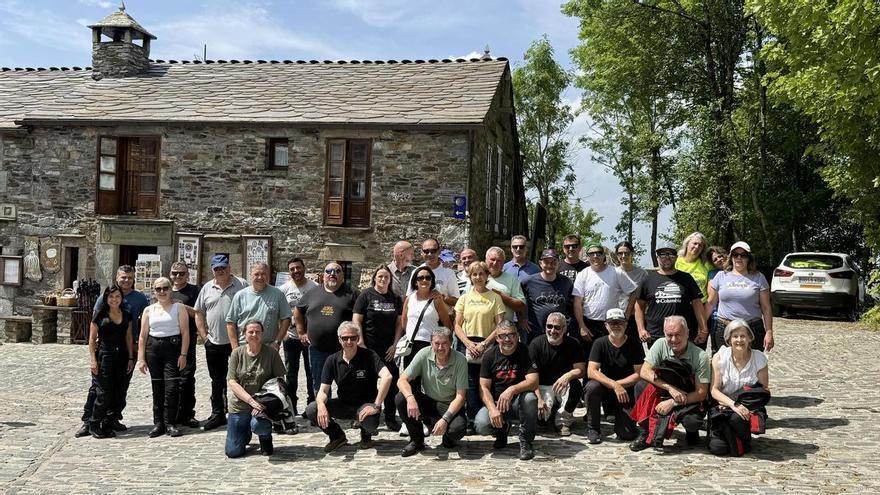 Máis de 30 persoas disfrutan dun traxecto entre Lalín e O Cebreiro