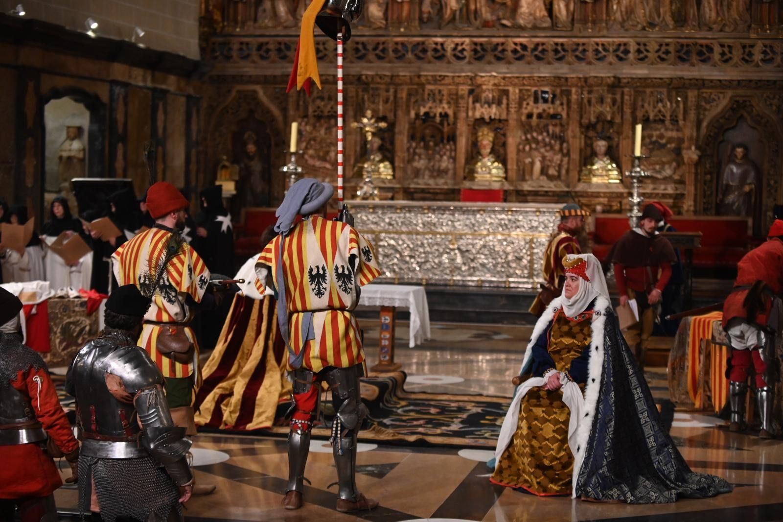 EN IMÁGENES | Así ha sido la histórica de la Coronación de los Reyes de Aragón
