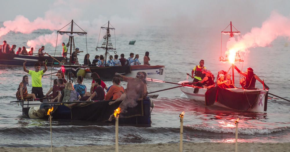 Desembarco de los Moros y Cristianos en la Playa de El postiguet