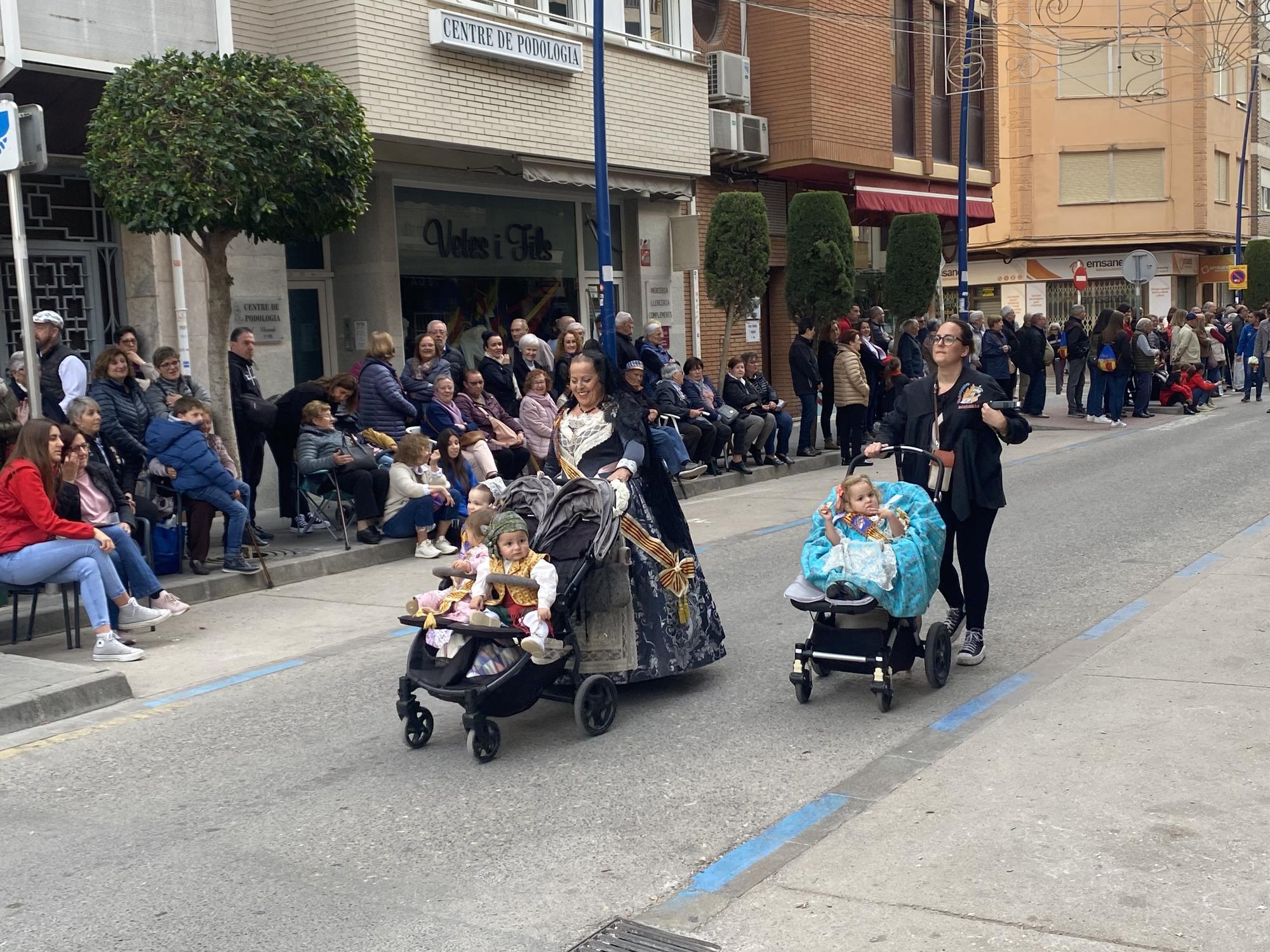 Las mejores imágenes de la ofrenda floral a la Mare de Déu de la Mar en Benicarlò