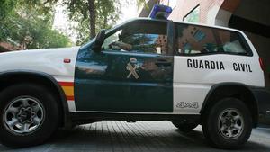 Un coche de la Guardia Civil en una foto de archivo.