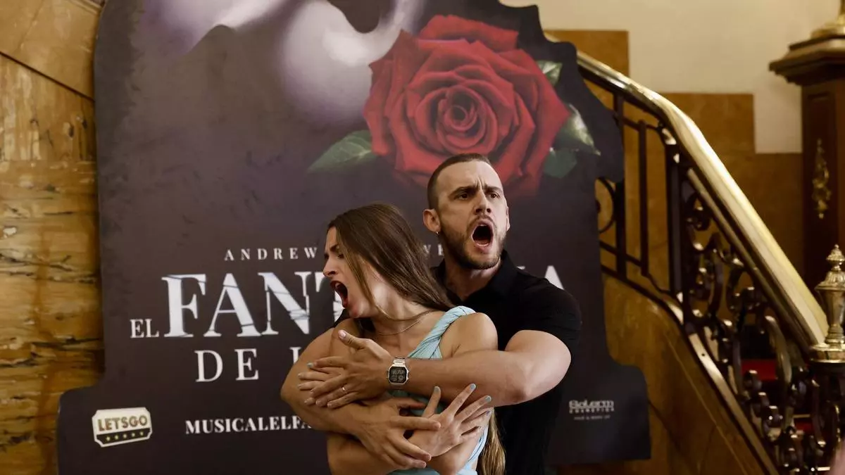 "El fantasma de la ópera" afina la voz para deleitar a Gijón: "Es una oportunidad de oro para ver el musical"