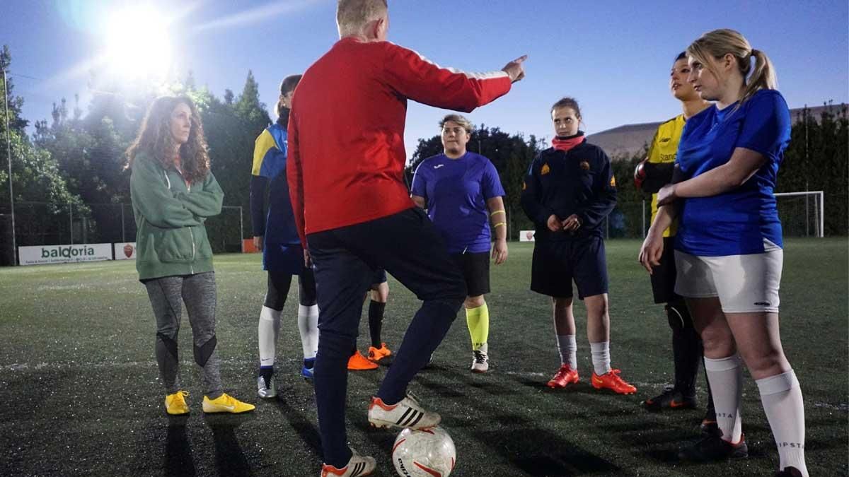 El Vaticano forma su primer equipo femenino de fútbol.