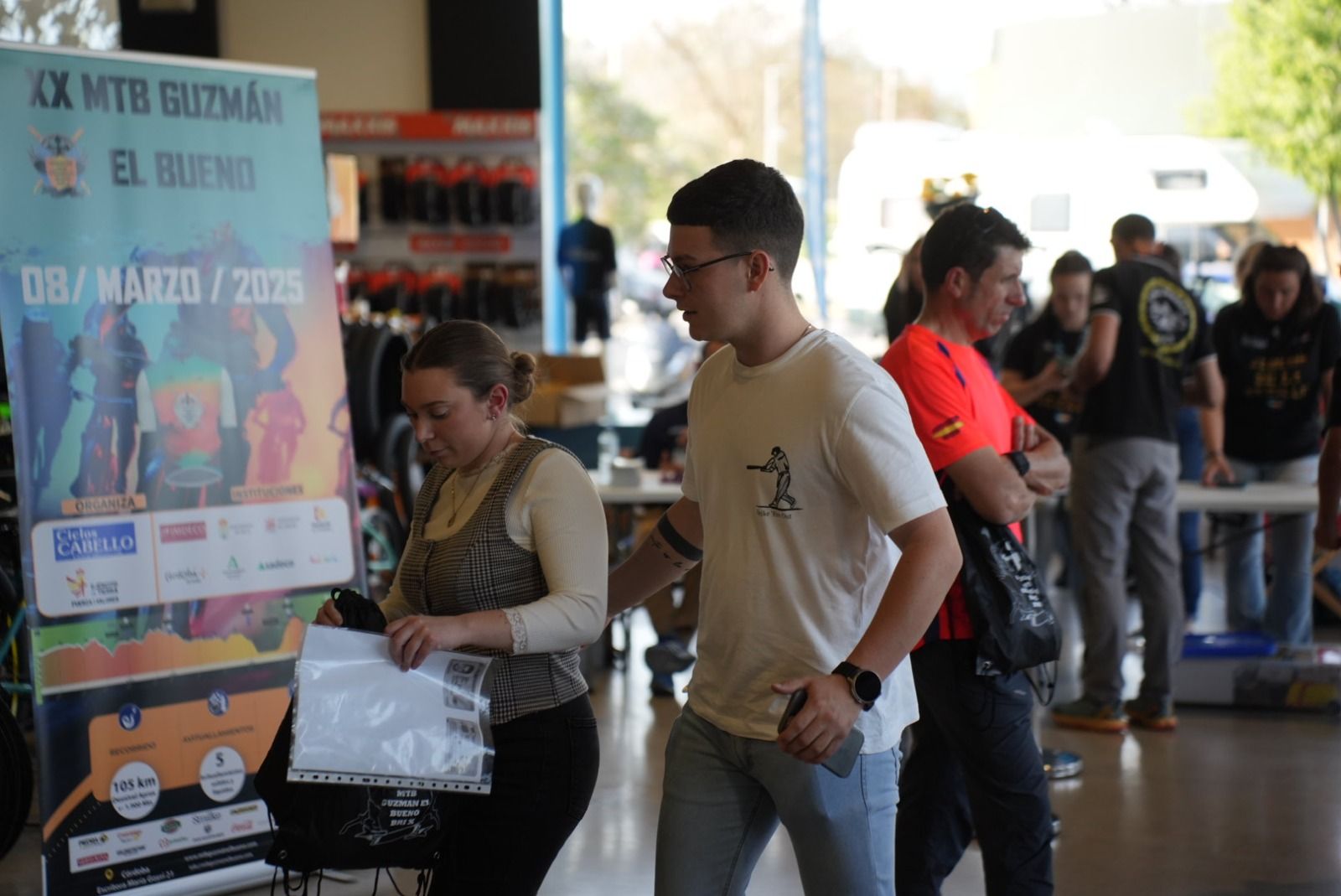 La entrega de dorsales de la MTB Guzmán El Bueno en imágenes