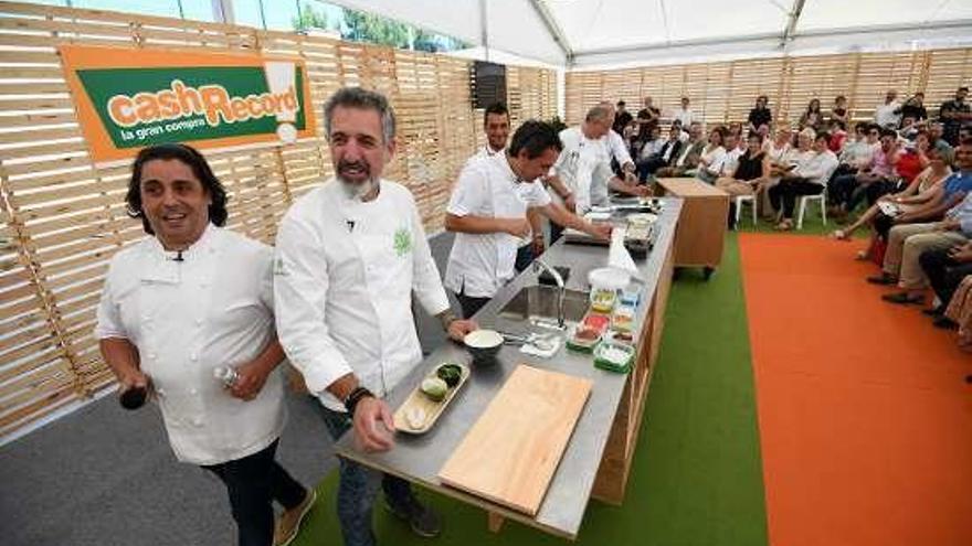 Los cocineros, en la apertura de ayer. // G. Santos