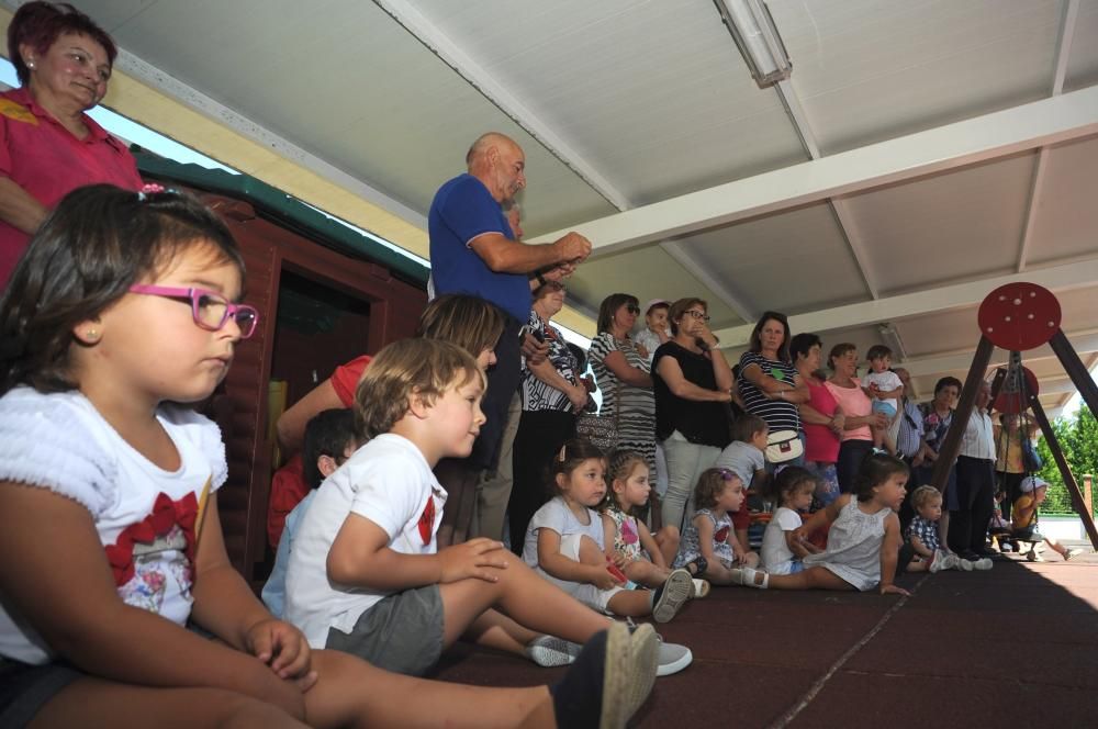 Homenaje musical a los abuelos de Meaño