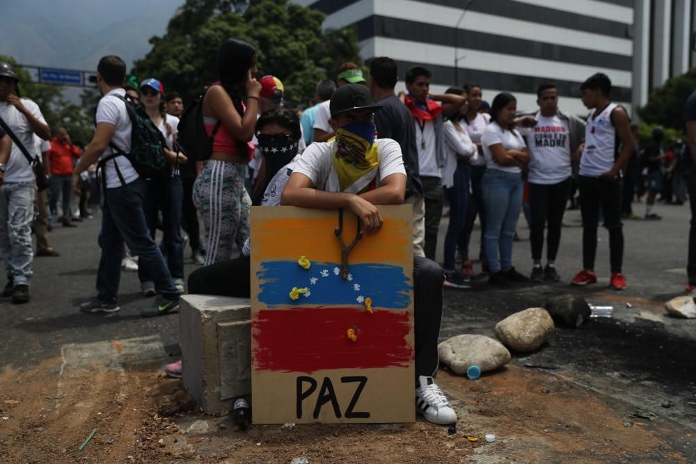 Venezolanos vuelven a las calles tras efímero ...
