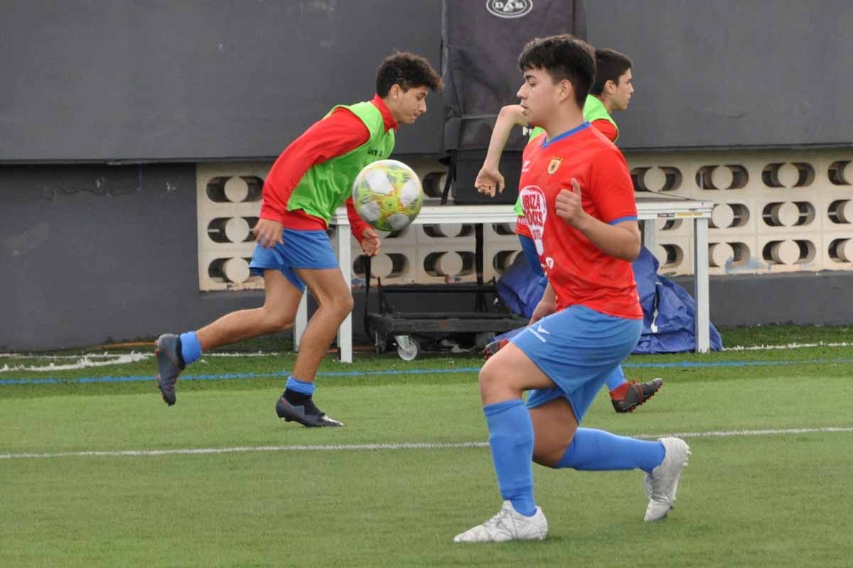 Imágenes de la jornada de fútbol base (17/18 abril)