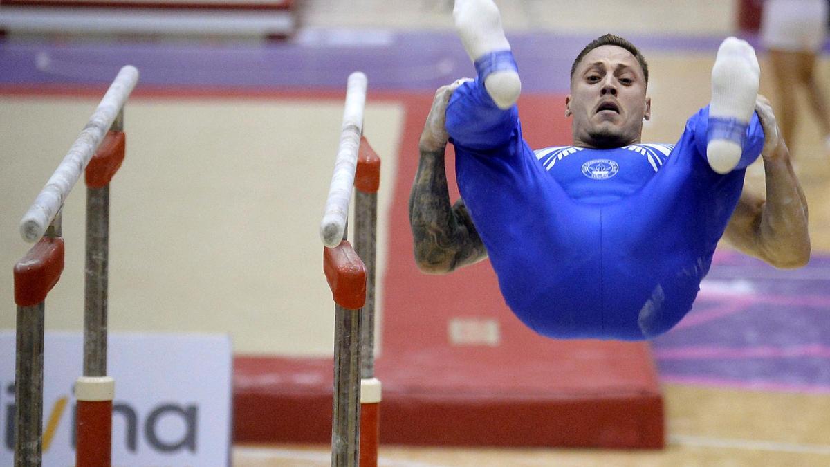 El gimnasta alcoyano Néstor Abad durante el Campeonato de España de Valladolid.