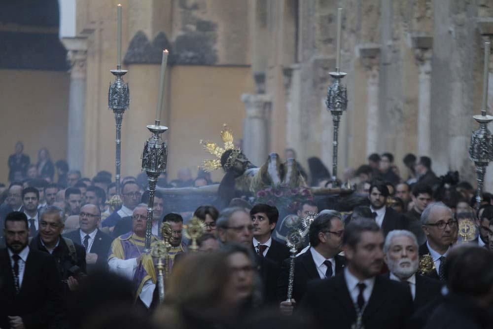 El Esparraguero preside Vía Crucis de las hermandades