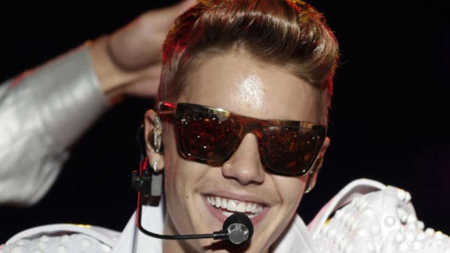 Justin Bieber durante un concierto