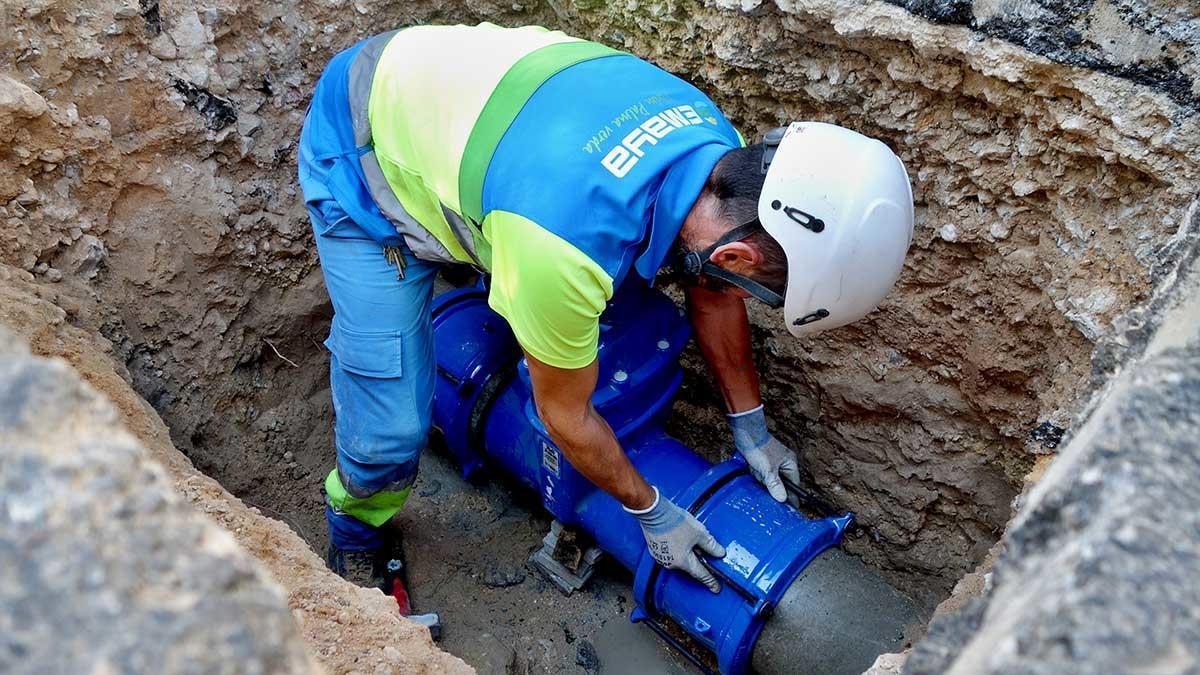 Emaya renovará la red de agua potable de la zona del Arenal.