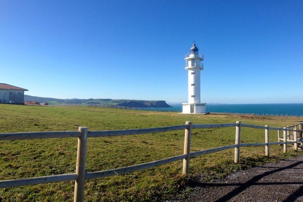 Faro de  Ajo, Bareyo