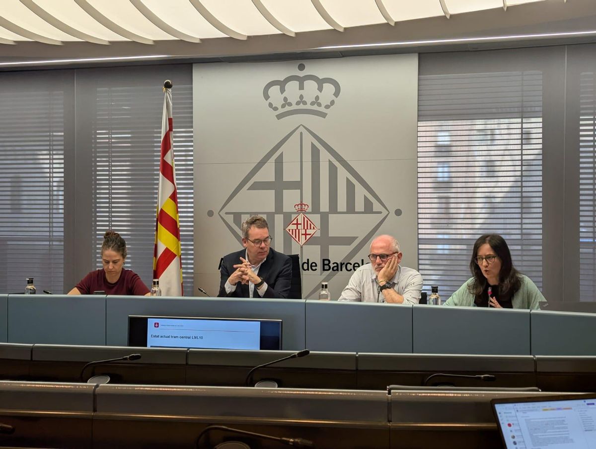 Presentación del 'catálogo de obras' que afectarán Barcelona este verano, del Ayuntamiento y la Generalitat.