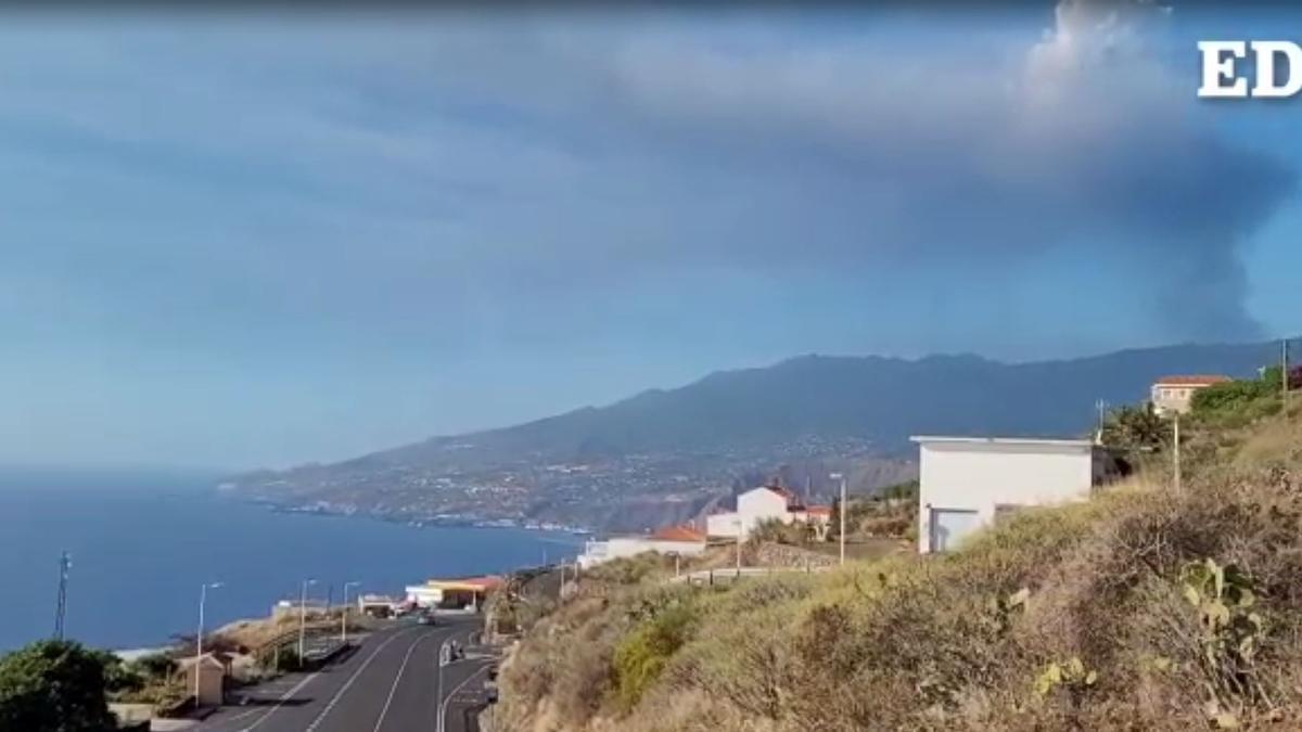 El aeropuerto de La Palma sigue operativo aunque se acumulan seis retrasos en los vuelos