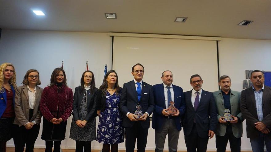 Premios Menina para la Fiscalía, Ambulancias de Lorca y R-Inicia-T