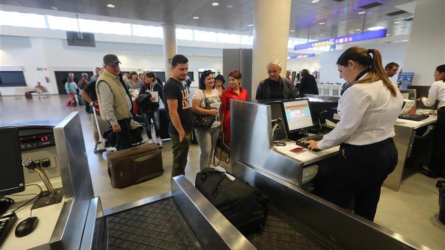 Los usuarios valoran mejor el aeropuerto de Castellón