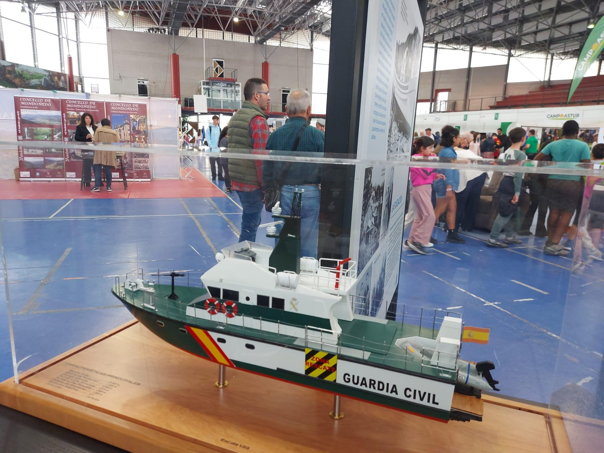 En imágenes: Así fue la primera jornada de la Feria de Muestras de Vegadeo