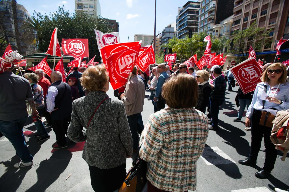 Los sindicatos convocan una manifestación para pedir empleos decentes y un equilibrio presupuestario para las jubilaciones