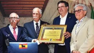 Ladis, socio de honor de la Peña Azahara