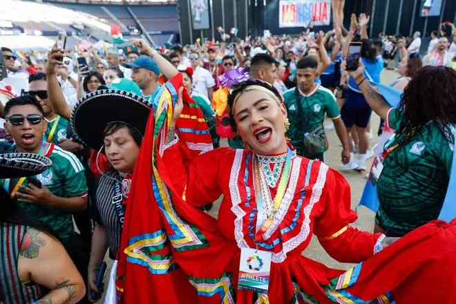 Arrancan los Gay Games en el Ciutat de València