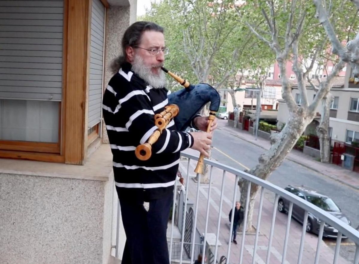 Música en viu als balcons, la tendència del confinament