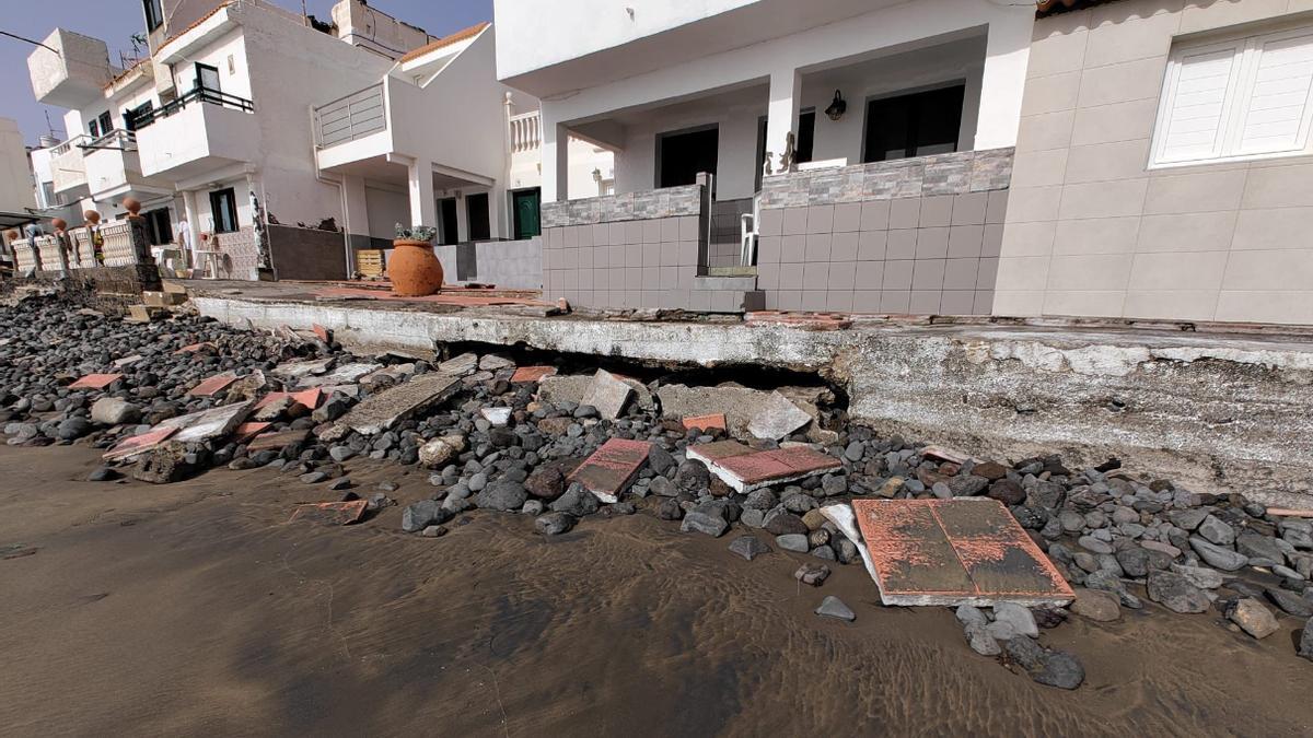 Daños en la costa de Telde por el fuerte oleaje