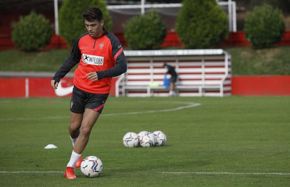 Entrenamiento del Sporting en Mareo.