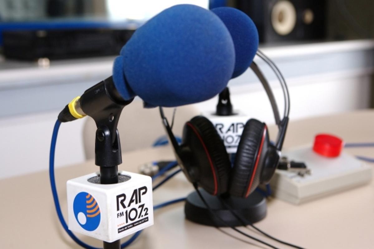 Imatge d’arxiu d’un micròfon de ràdio. Imatge d’arxiu d’un micròfon de ràdio.