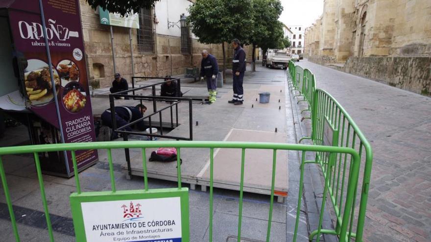 Habilitarán plazas en el Patio de los Naranjos para discapacitados