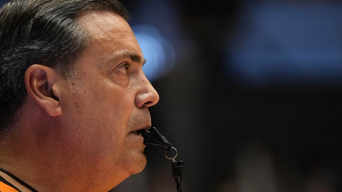 Daniel Hierrezuelo deja el arbitraje