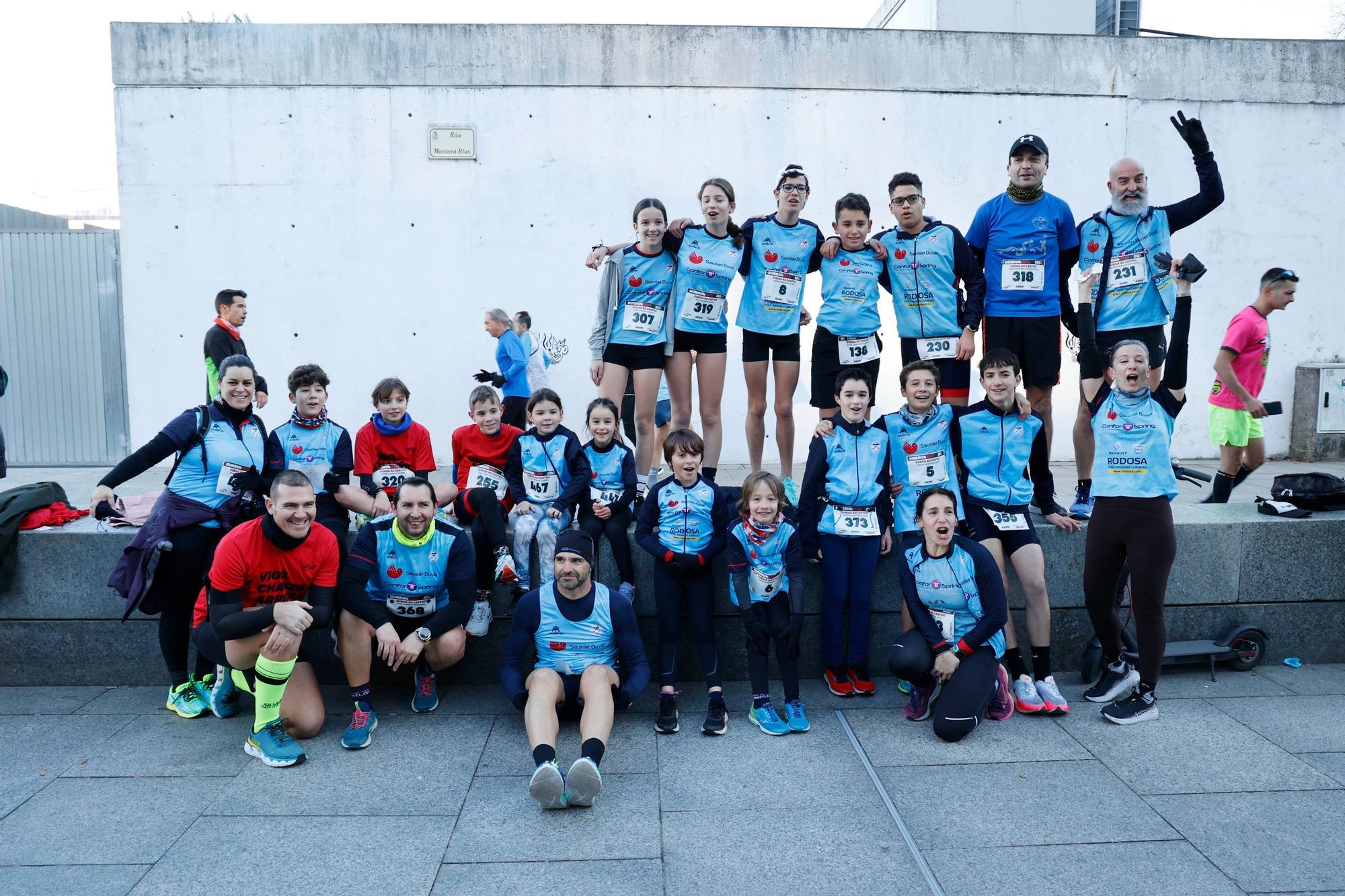 Pisadas de altura en Vigo: cientos de corredores suben O Castro