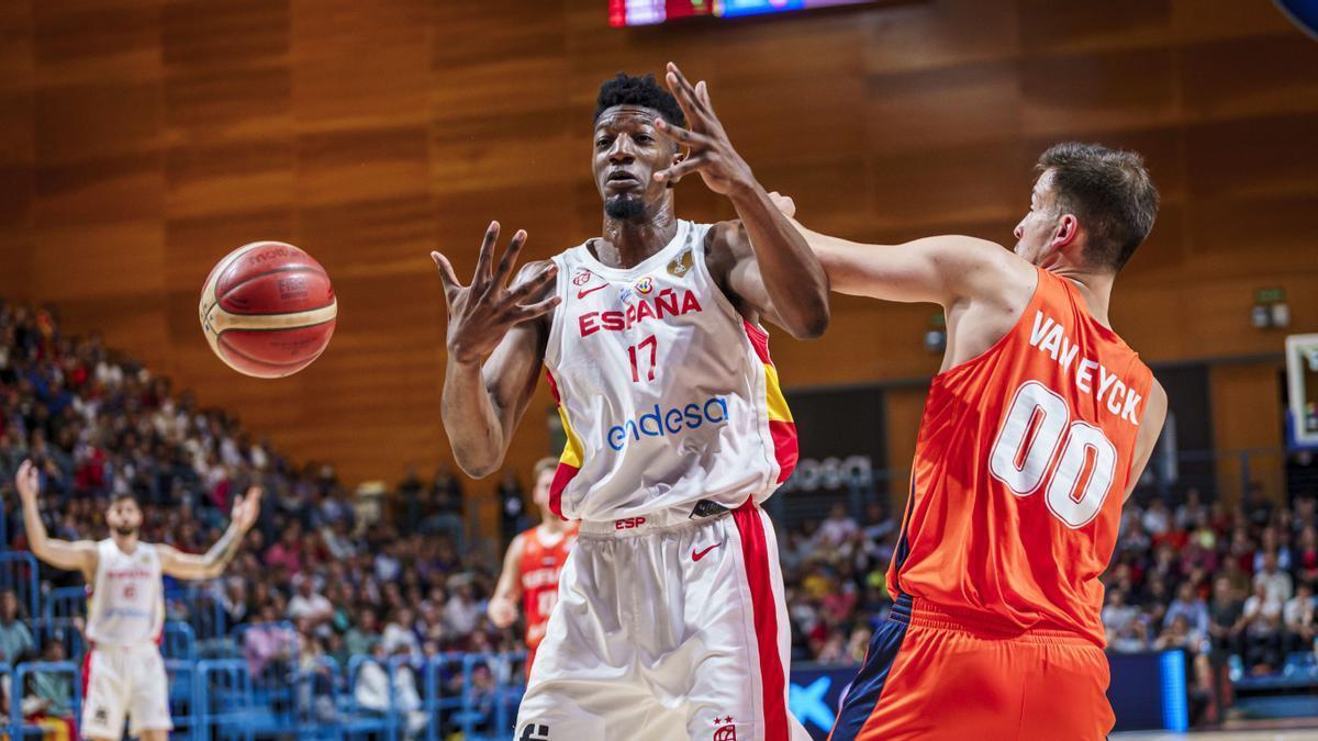 Yankuba Sima, durante el partido contra la selección neerlandesa.