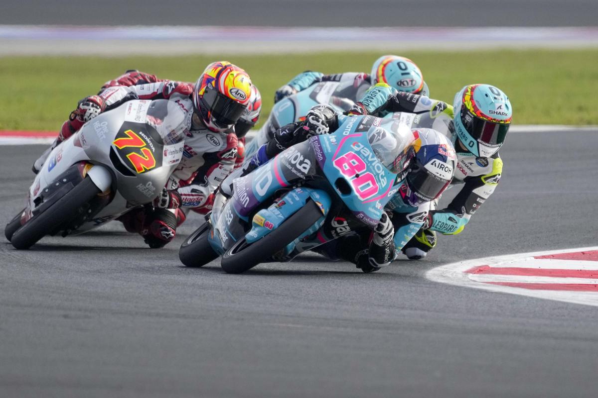 Los pilotos en el Gran Premio de la Emilia Romaña de Moto3.