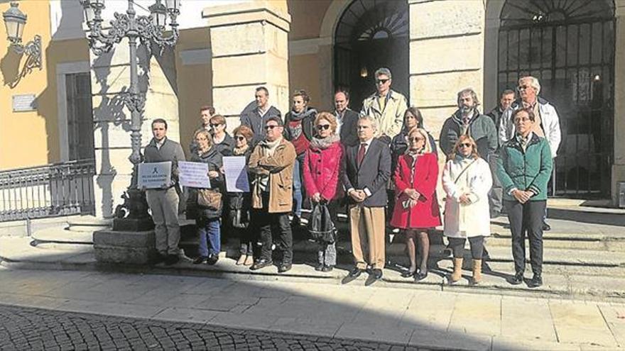 silencio para condenar la violencia machista