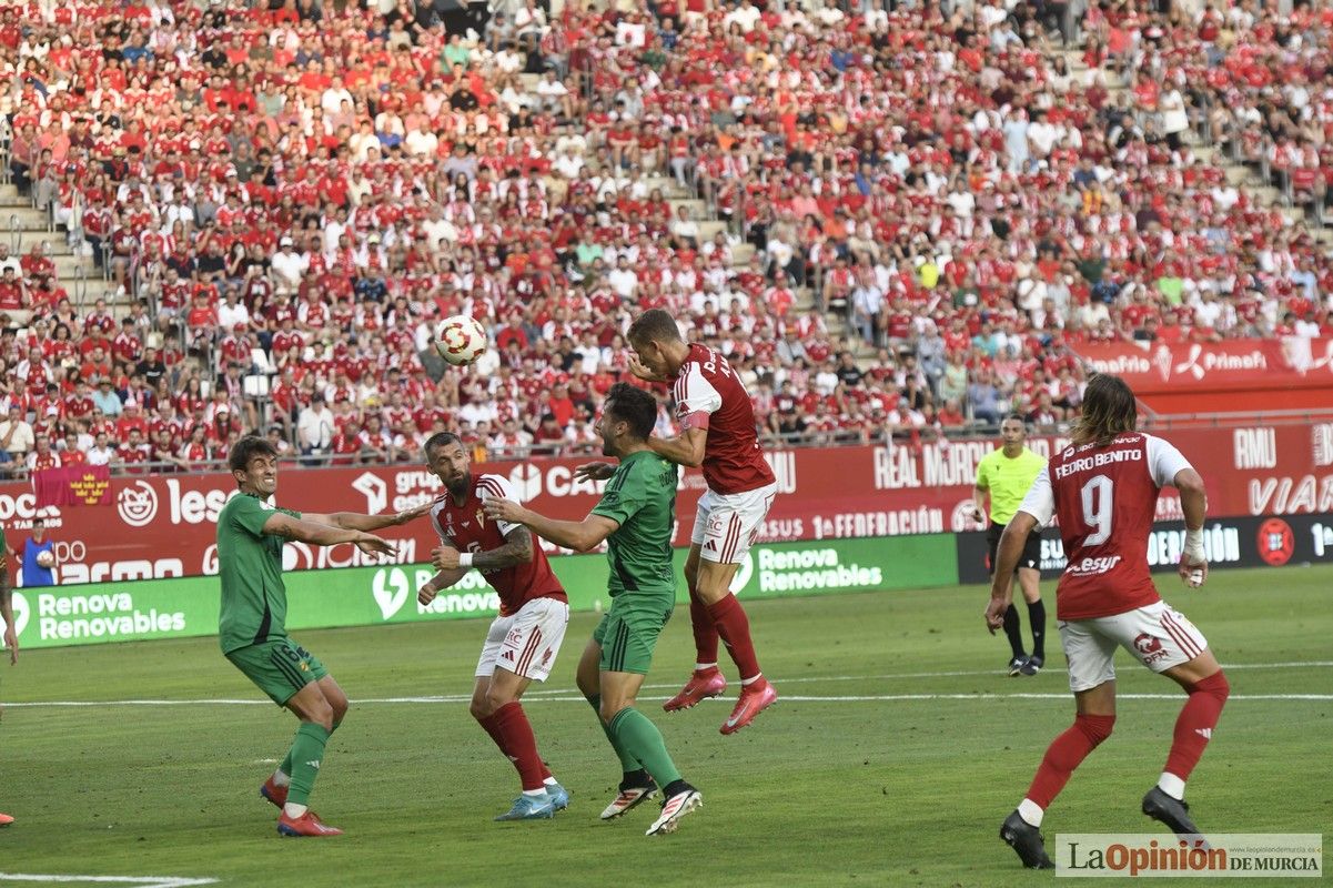 Así fue el encuentro del play off del Real Murcia y el Nástic en la lucha por el ascenso