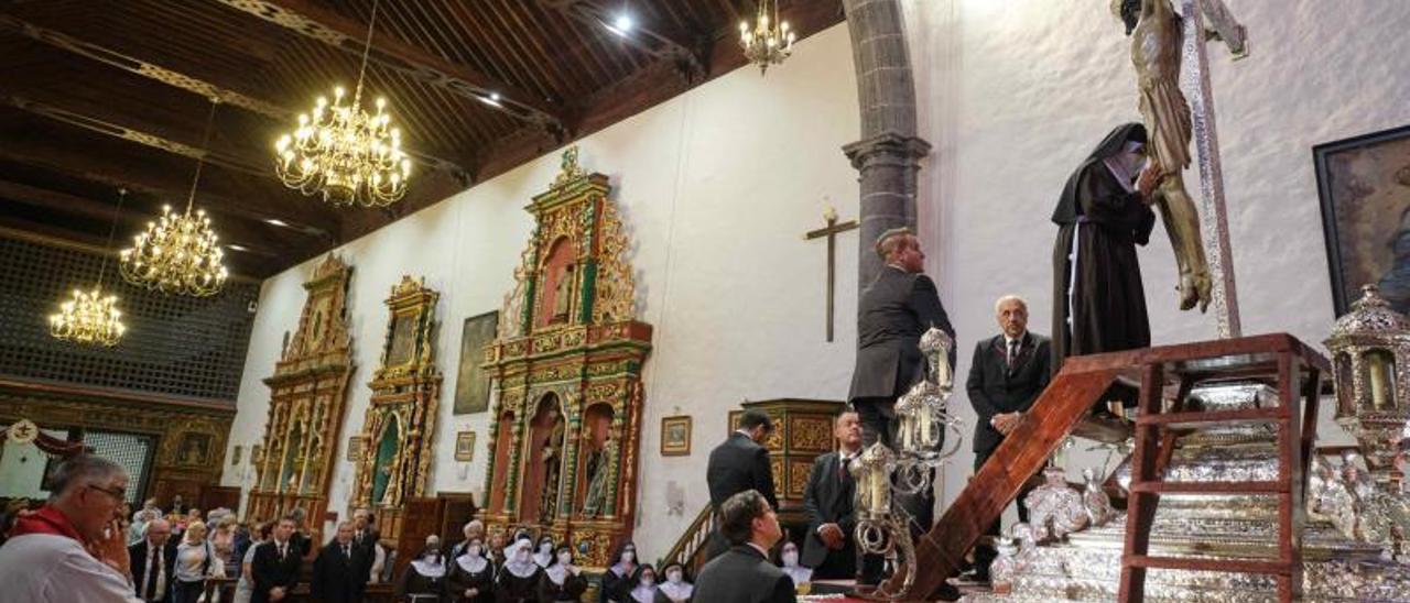 Traslado del Santísimo Cristo de La Laguna a la Catedral