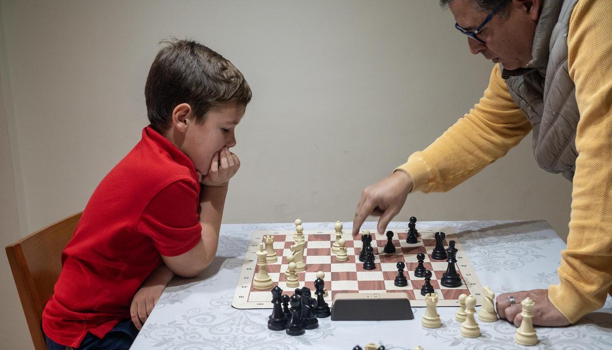 Marc Barceló, durante un entrenamiento en su casa con José Sequera.