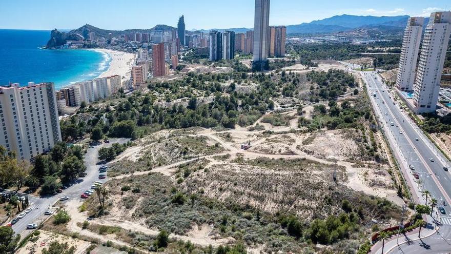 Vista aérea de la zona de Poniente en cuyo entorno se levantará la nueva torre.