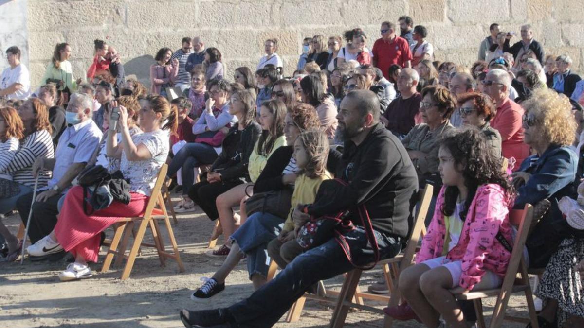 Público presente en Ojea.