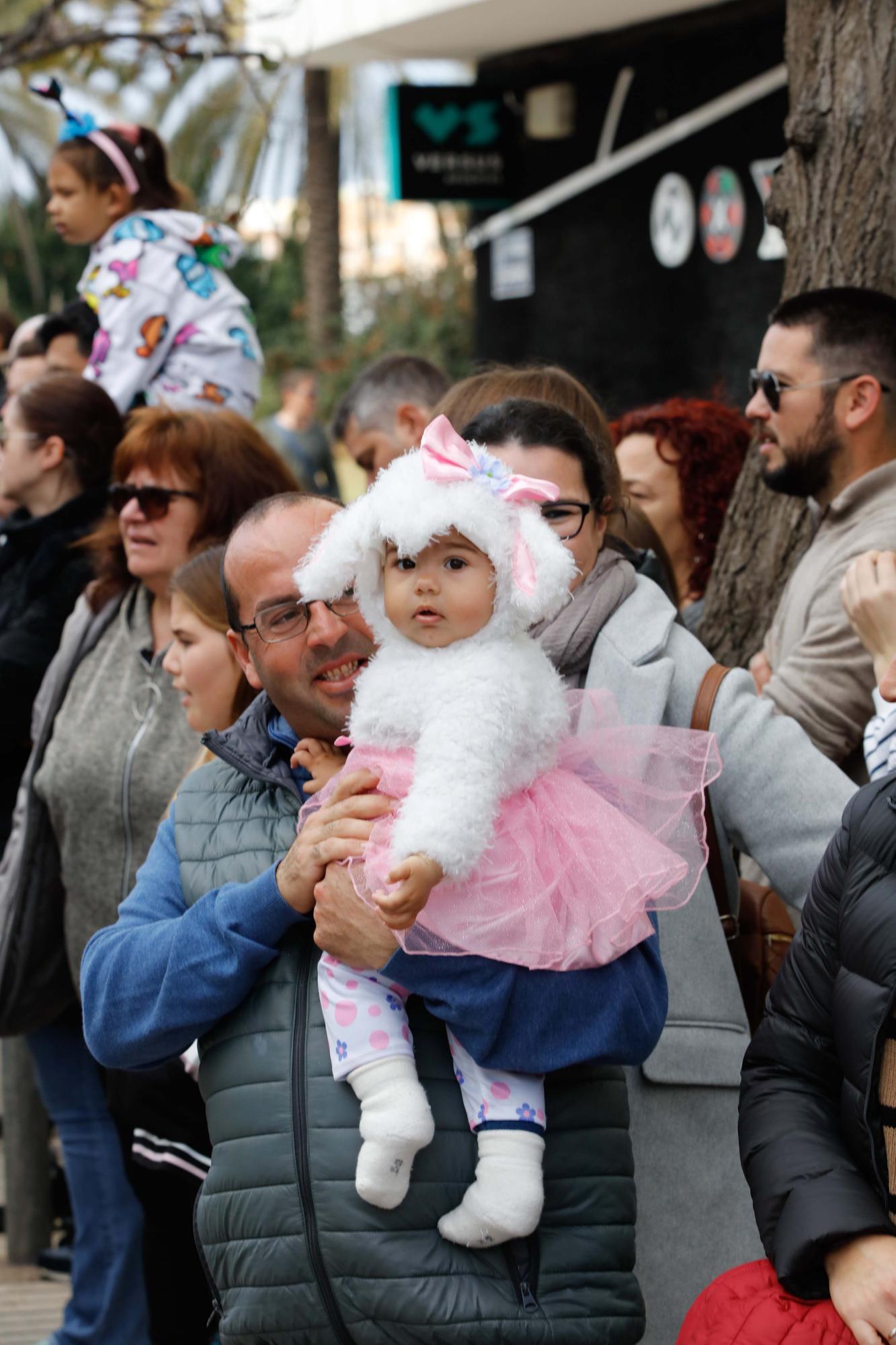 Todas las imágenes de la rúa del Carnaval de Ibiza 2023