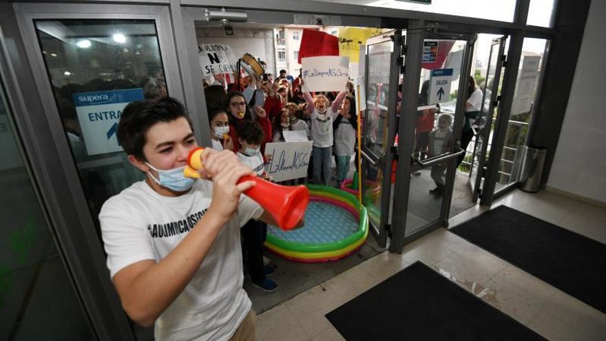 El cierre de la piscina de Pontemuiños “va para largo”, según la Fundación Rías do Sur
