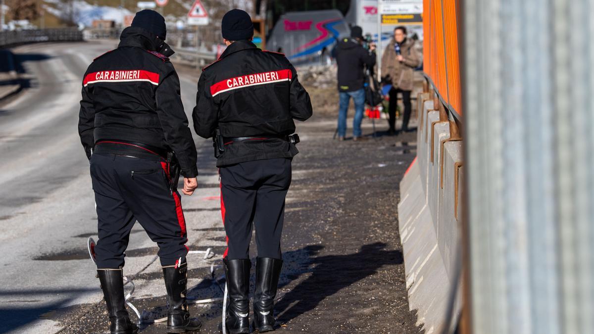 Dos carabinieri a Itàlia