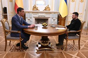 Pedro Sánchez y Volodímir Zelenski, durante su encuentro en Kiev.