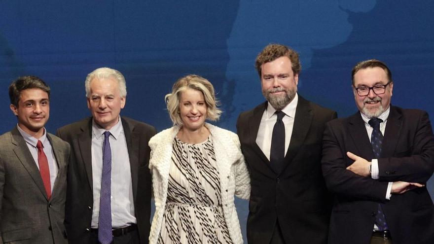 Lorent Saleh, Álvaro Vargas Llosa, Claudia Gurisatti, Iván Espinosa de los Monteros y Eduardo Fernández. | IRMA COLLÍN