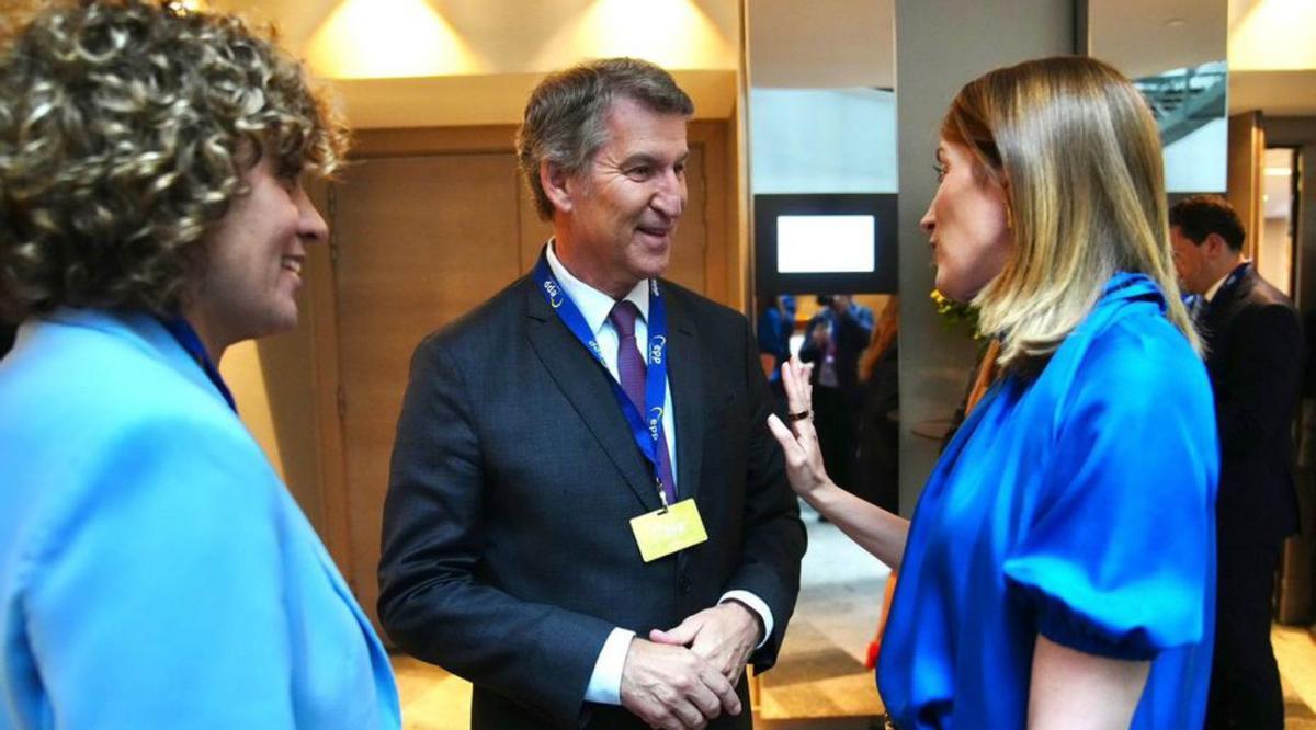 Feijóo congela la moció de censura a l’espera de sumar més suports