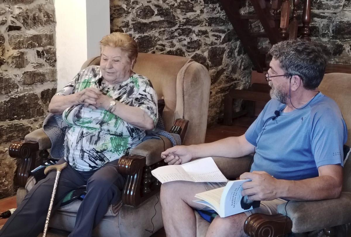 En Folgoso, a carón de María da Vrea, Mestra da Memoria 2025. | FDV