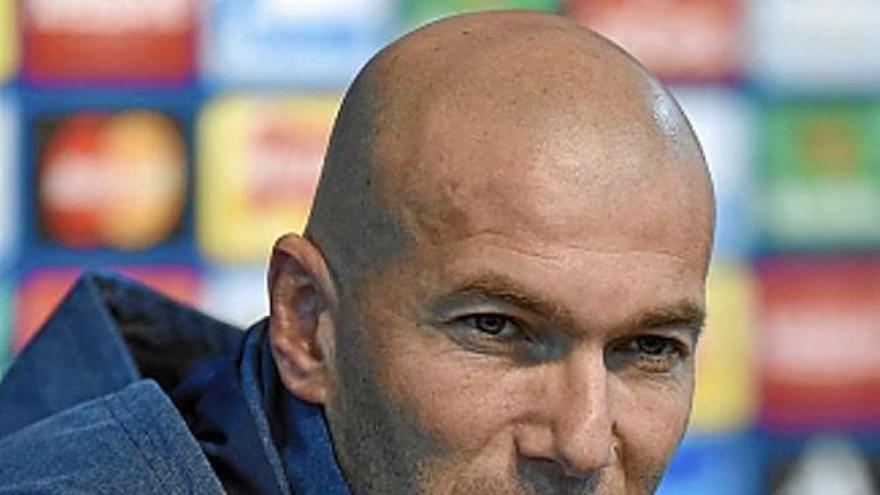 Zidane, ahir a Manchester