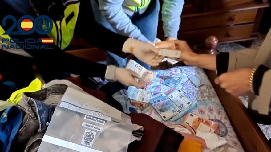 A juicio el &#039;sepulturero de Tinajo&#039; por vender cocaína en el cementerio y en su vivienda