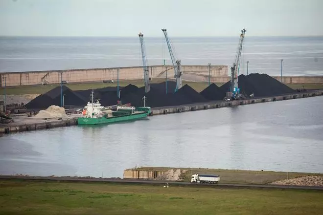Juicio del "caso Musel": Las peritos de la IGAE ven difícil constatar el material usado en la ampliación del Puerto de Gijón